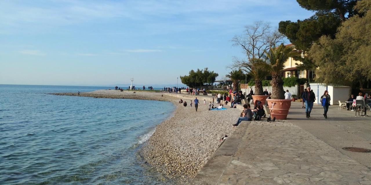 B&B Isola 伊佐拉 外观 照片