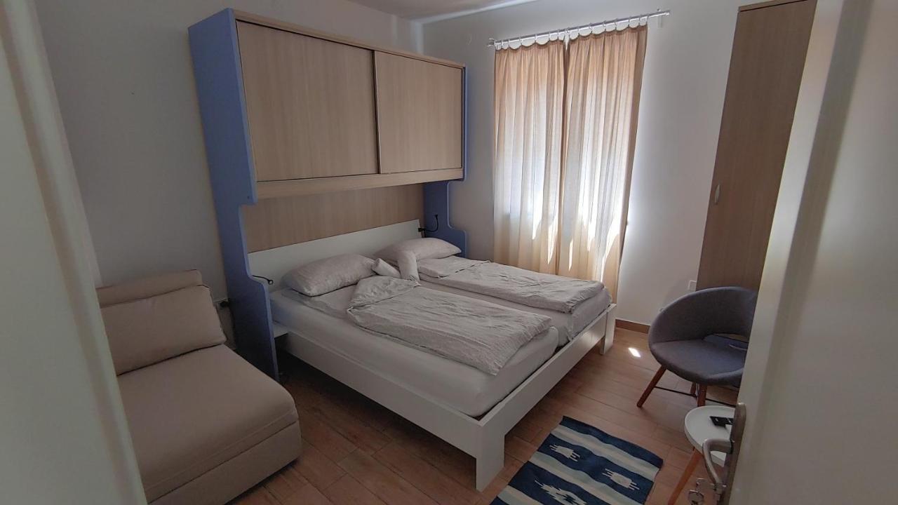 B&B Isola 伊佐拉 外观 照片